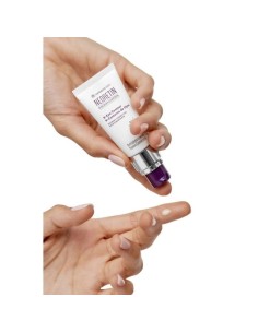 Neoretin Contorno de ojos Discrom control K- Despigmentante 15 ml