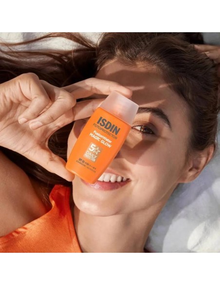 Isdin - Fotoprotector Fusion Water Magic Glow SPF50 50 ml